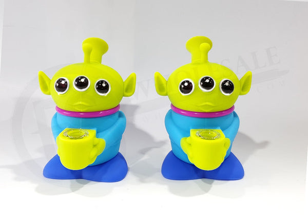Silicone 3 Eyes Alien Water Pipe 1ct - Premium  from H&S WHOLESALE - Just $15! Shop now at H&S WHOLESALE